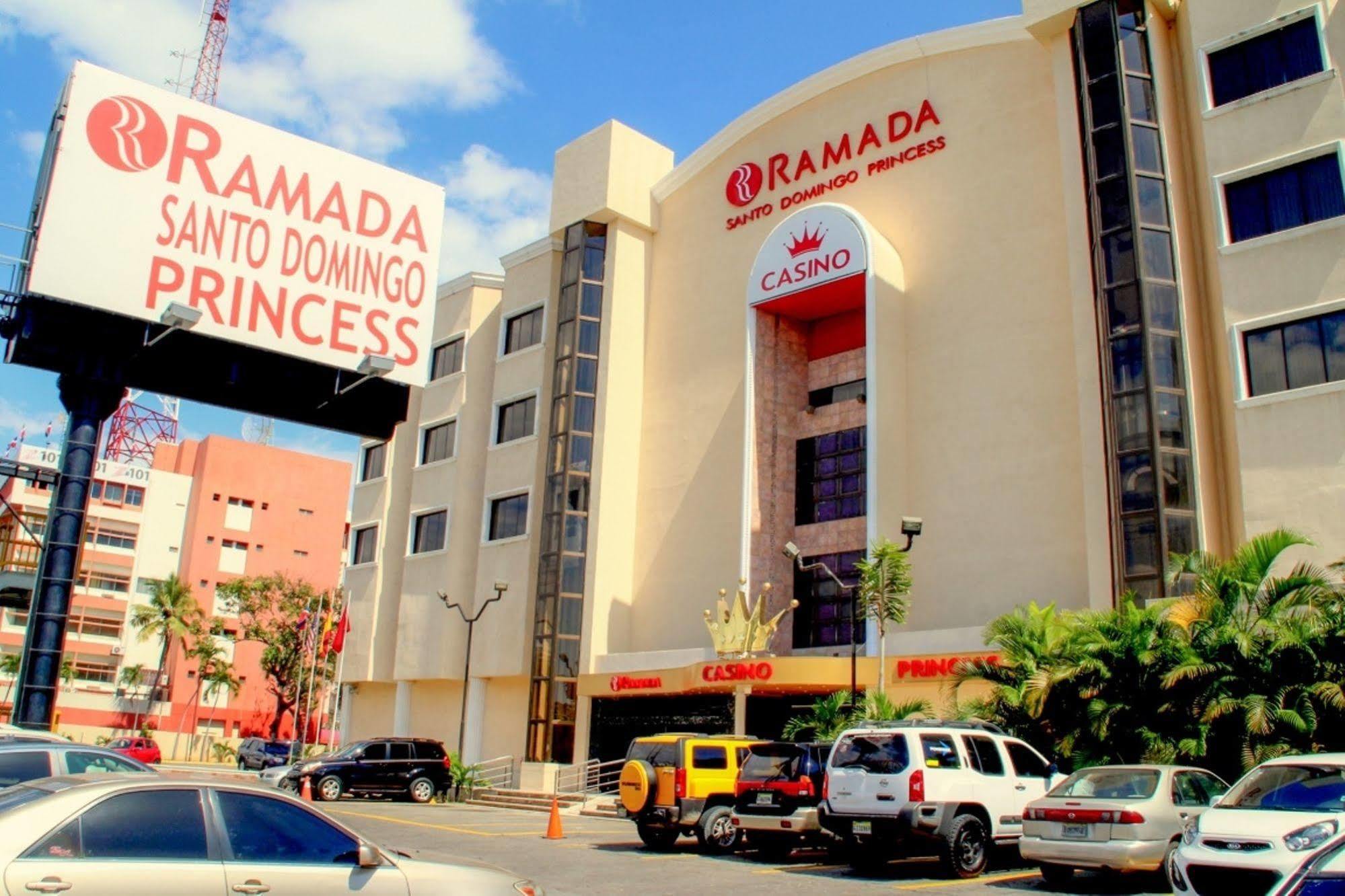 Ramada By Wyndham Princess Santo Domingo Exterior foto